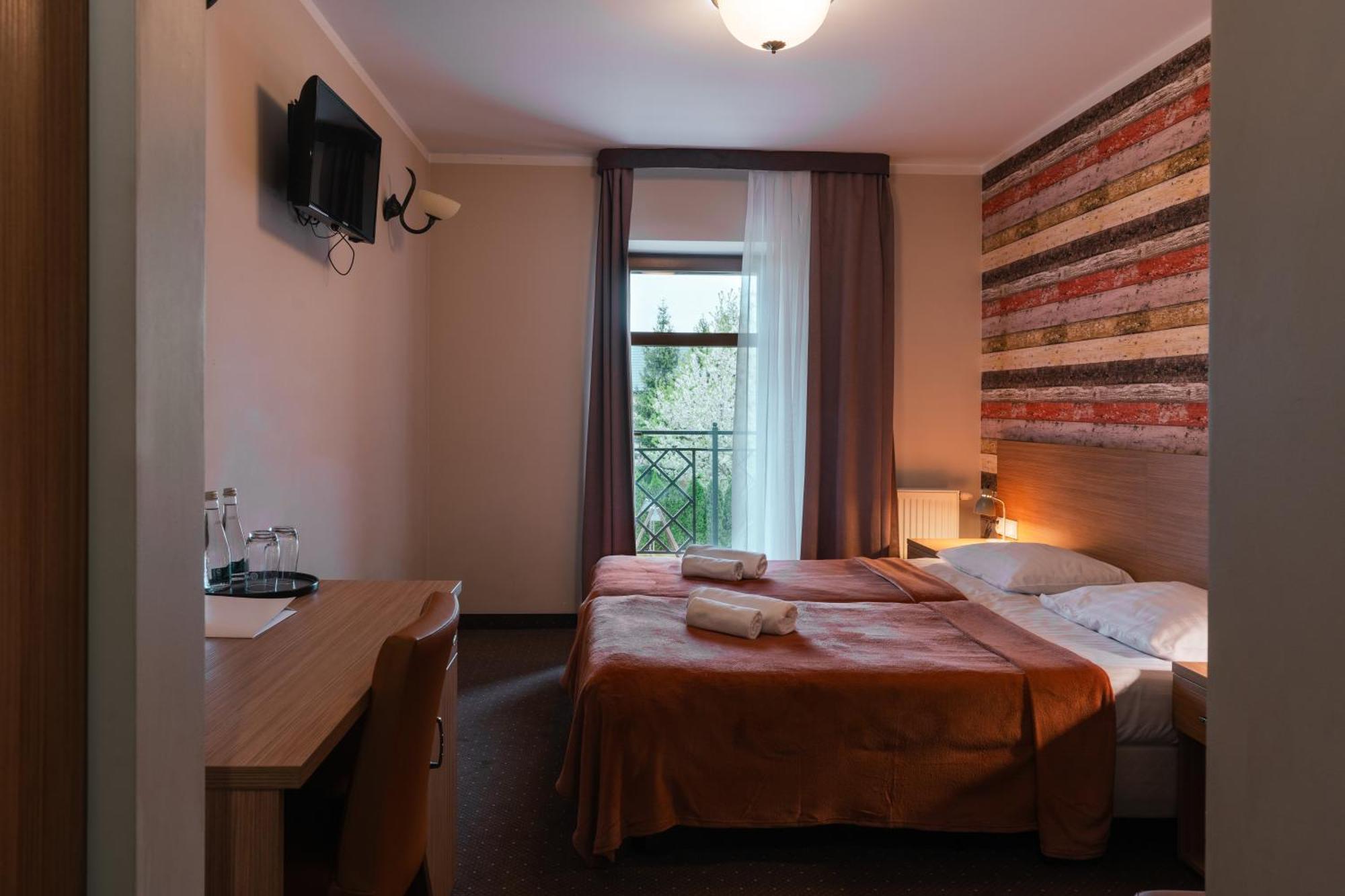 Hotel Pod Figura Ogrodzieniec Exterior foto