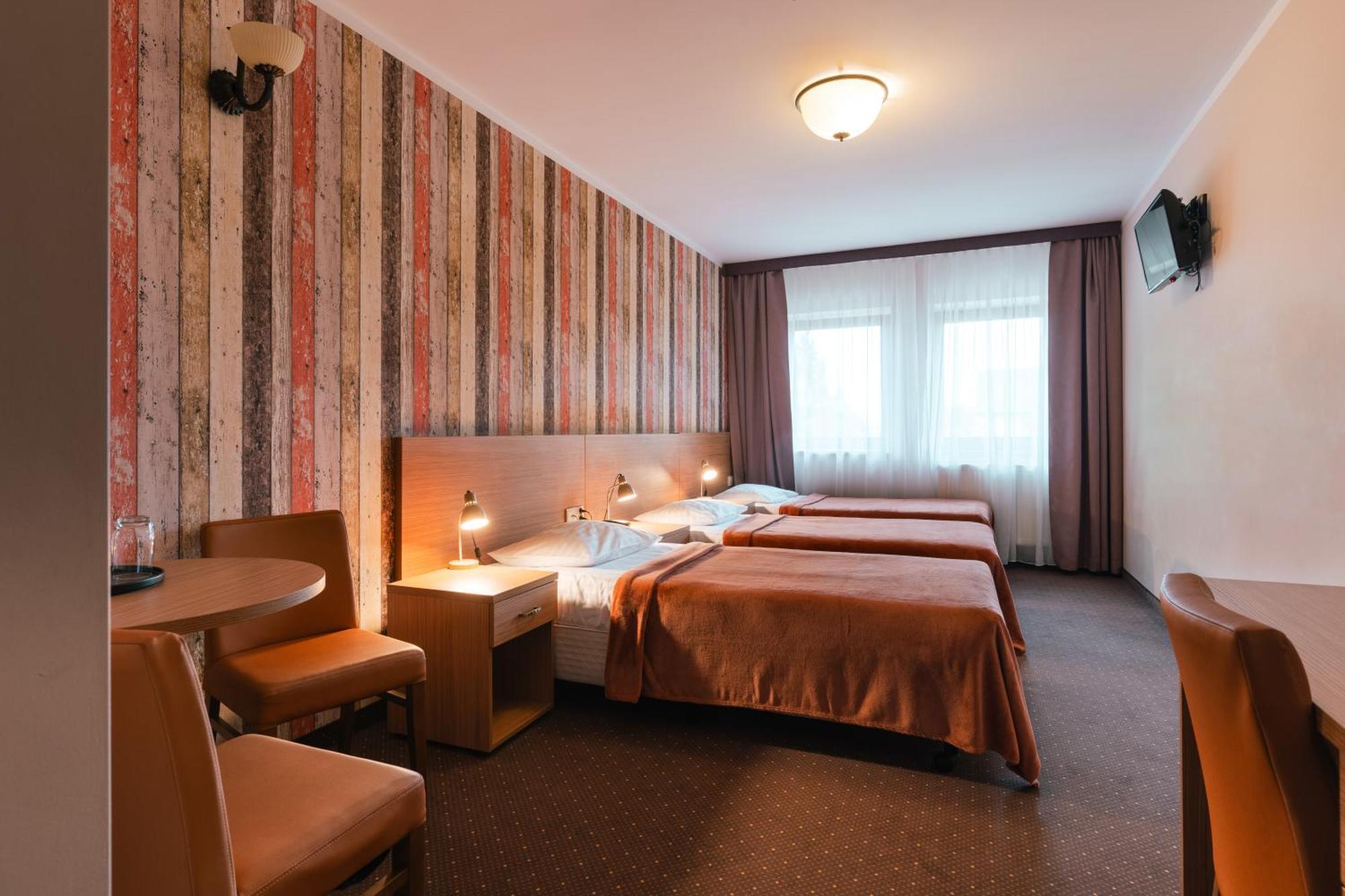 Hotel Pod Figura Ogrodzieniec Quarto foto