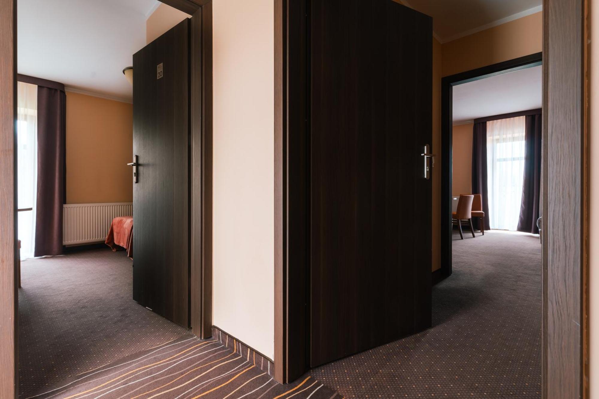 Hotel Pod Figura Ogrodzieniec Quarto foto